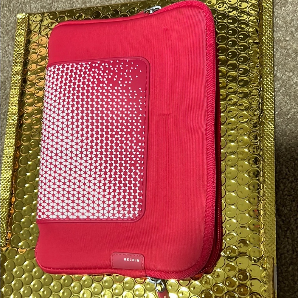 Belkin Red Tablet Sleeve with Textured Panel